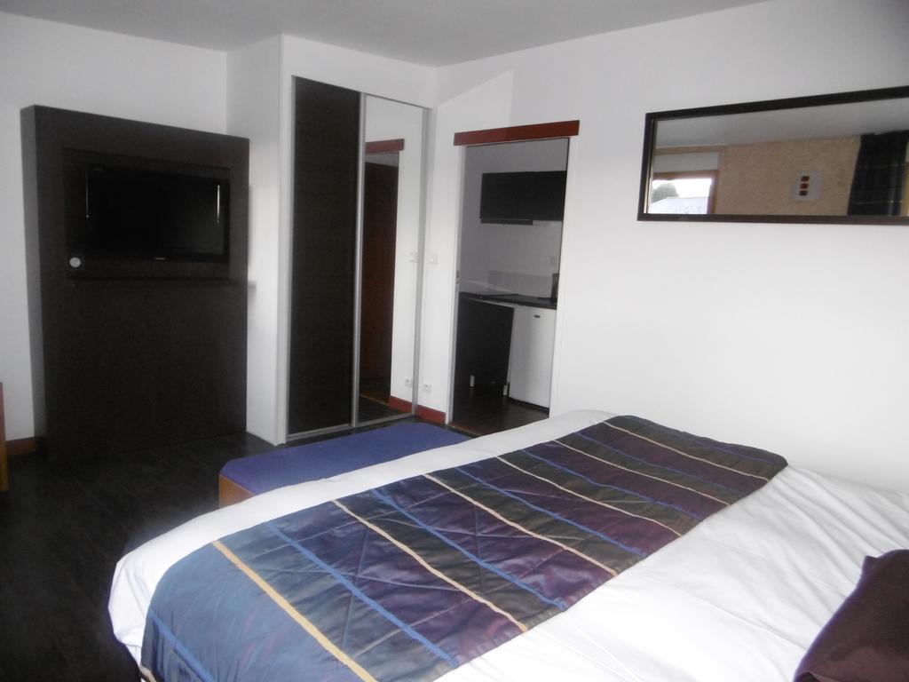 Hotel De L'Arrivee Guingamp Ngoại thất bức ảnh