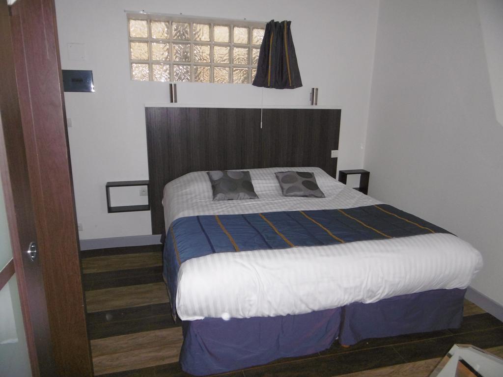 Hotel De L'Arrivee Guingamp Ngoại thất bức ảnh