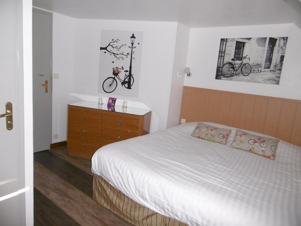 Hotel De L'Arrivee Guingamp Ngoại thất bức ảnh